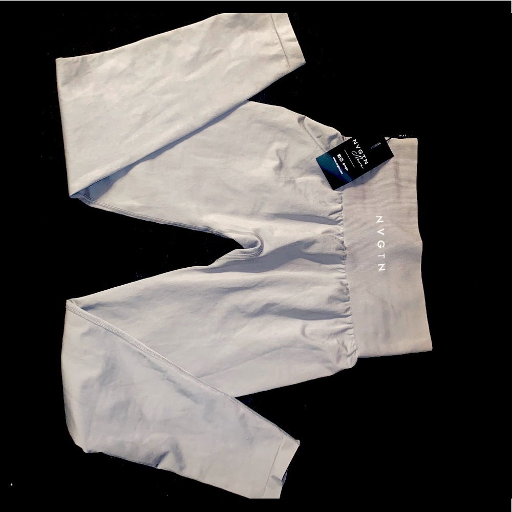 NVGTN LIGHT GREY SOLID SEAMLESS LEGGINGS SMALL
